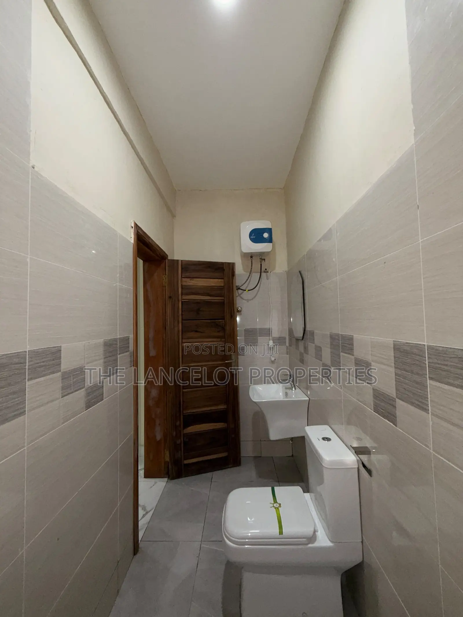 3bdrm Apartment in School Junction, East Legon for rent