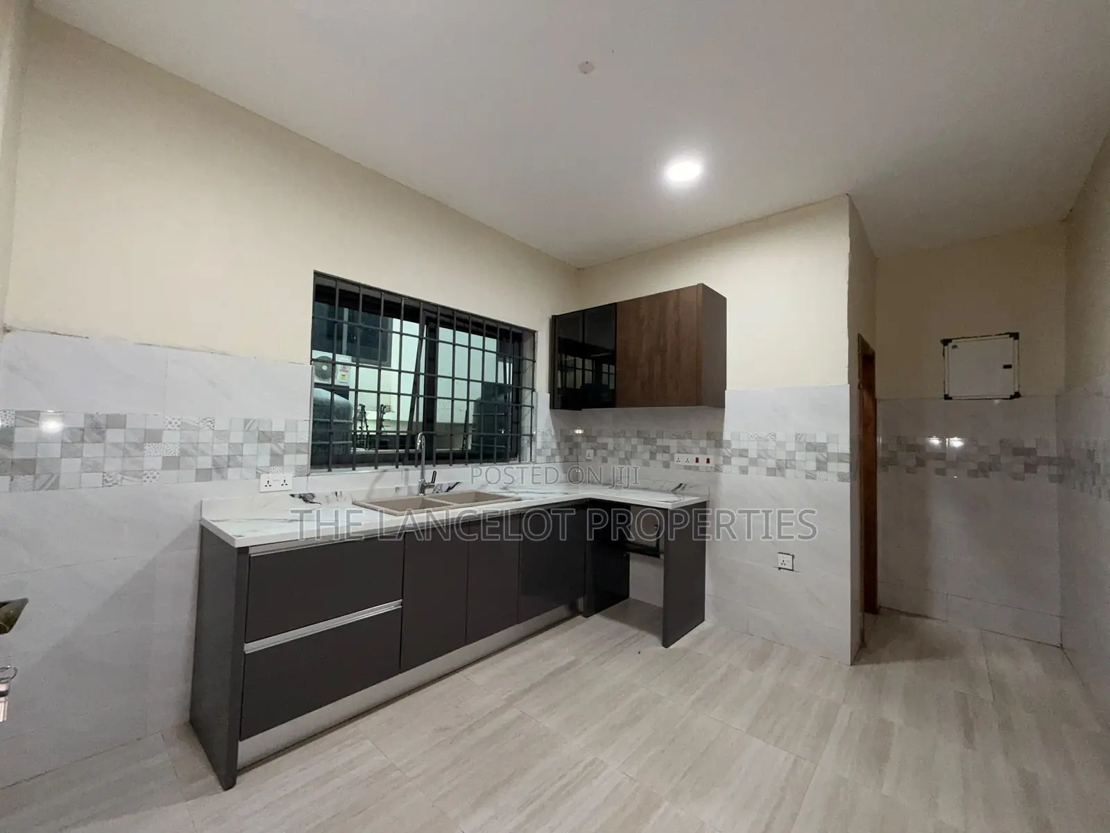 3bdrm Apartment in School Junction, East Legon for rent