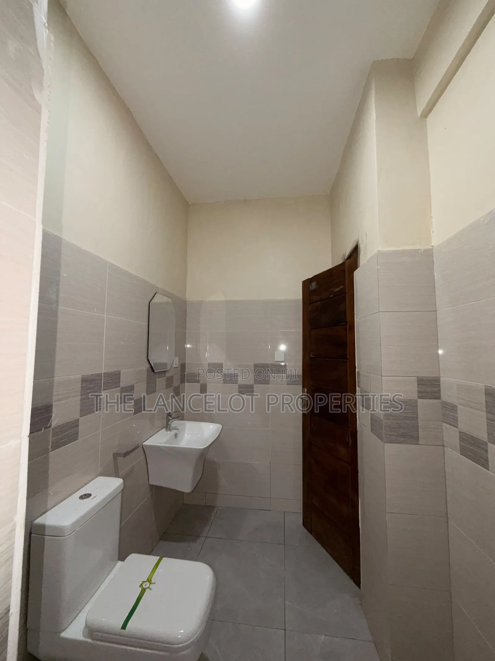 3bdrm Apartment in School Junction, East Legon for rent