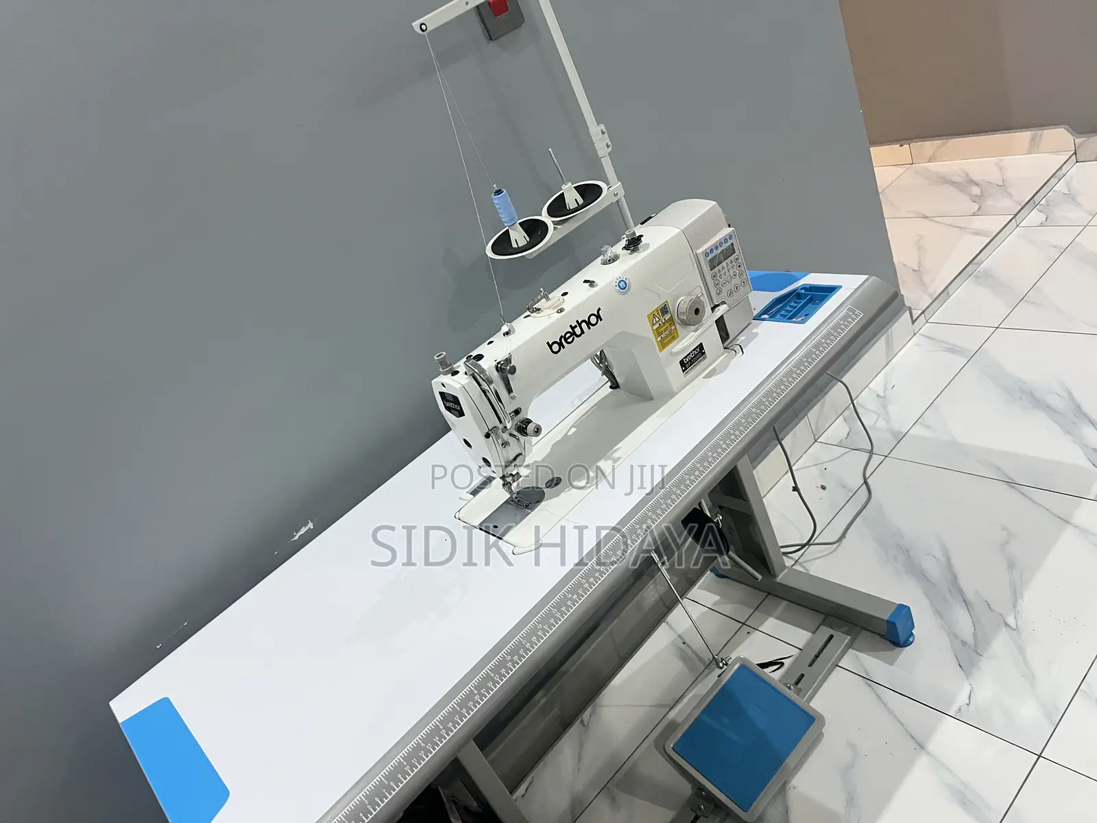 Industrial Sewing Machine