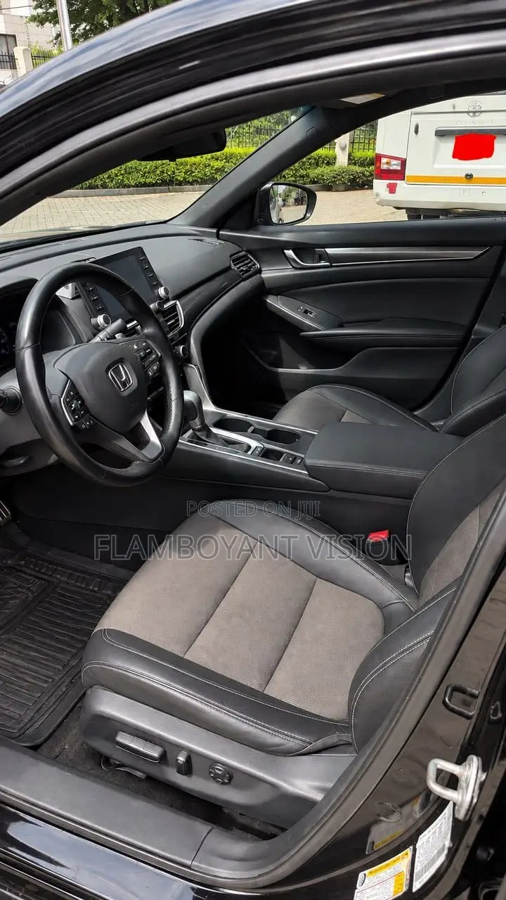 Honda Accord Sport (1.5L 4cyl Turbo CVT) 2019 Black