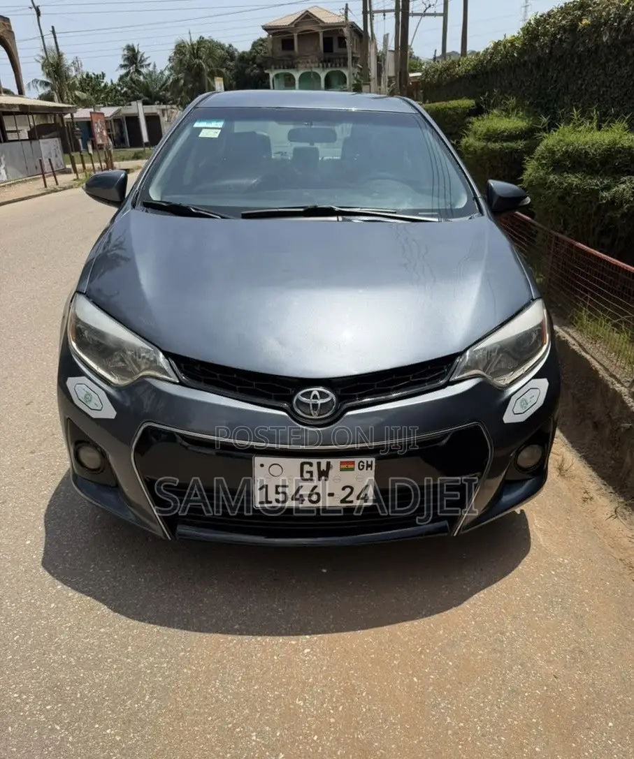 Toyota Corolla 2015 Gray