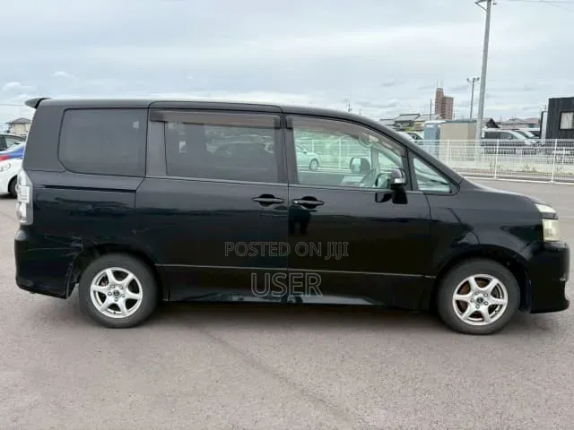 Toyota Voxy 2008 Black
