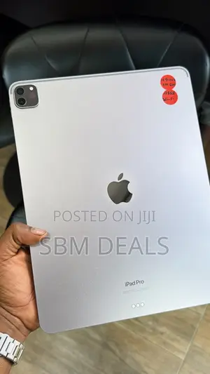 Apple iPad Pro 12.9 (2022) 128 GB Gray