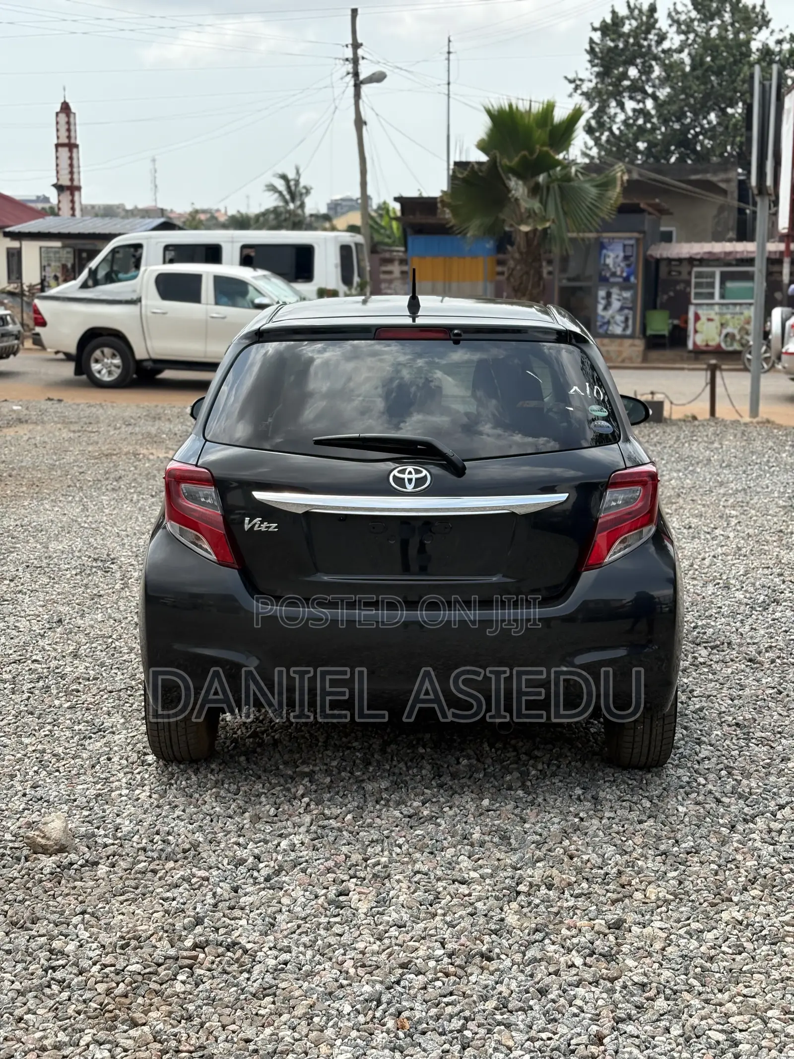 Toyota Vitz 1.3 AWD 3dr 2015 Matt Black