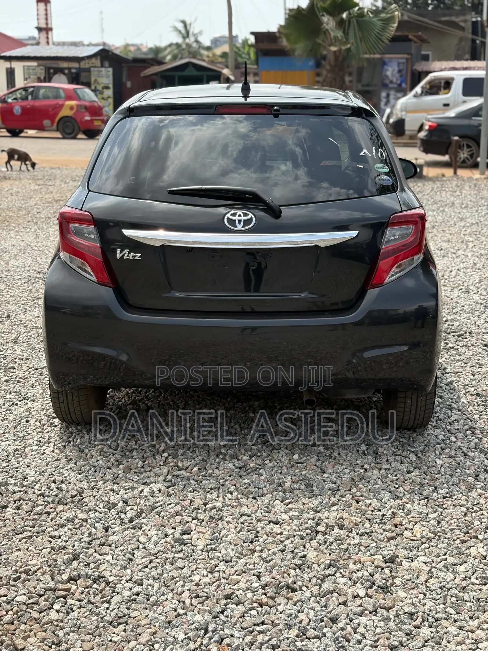 Toyota Vitz 1.3 AWD 3dr 2015 Matt Black