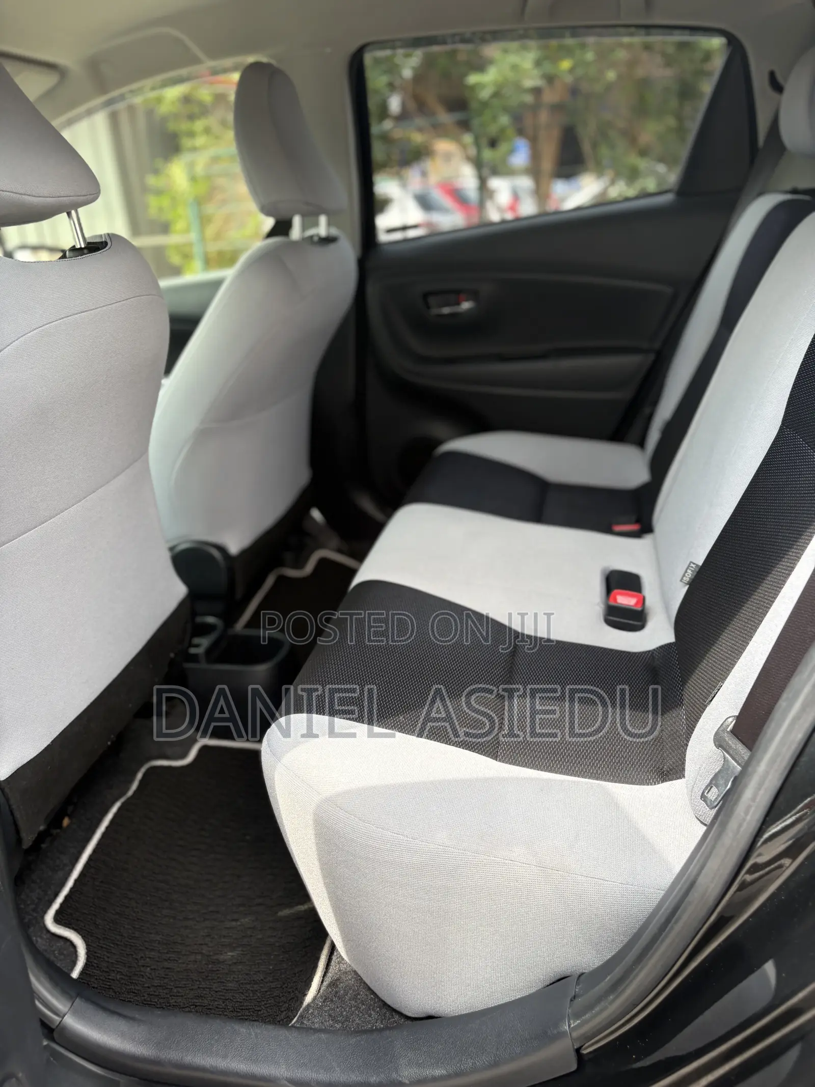 Toyota Vitz 1.3 AWD 3dr 2015 Matt Black