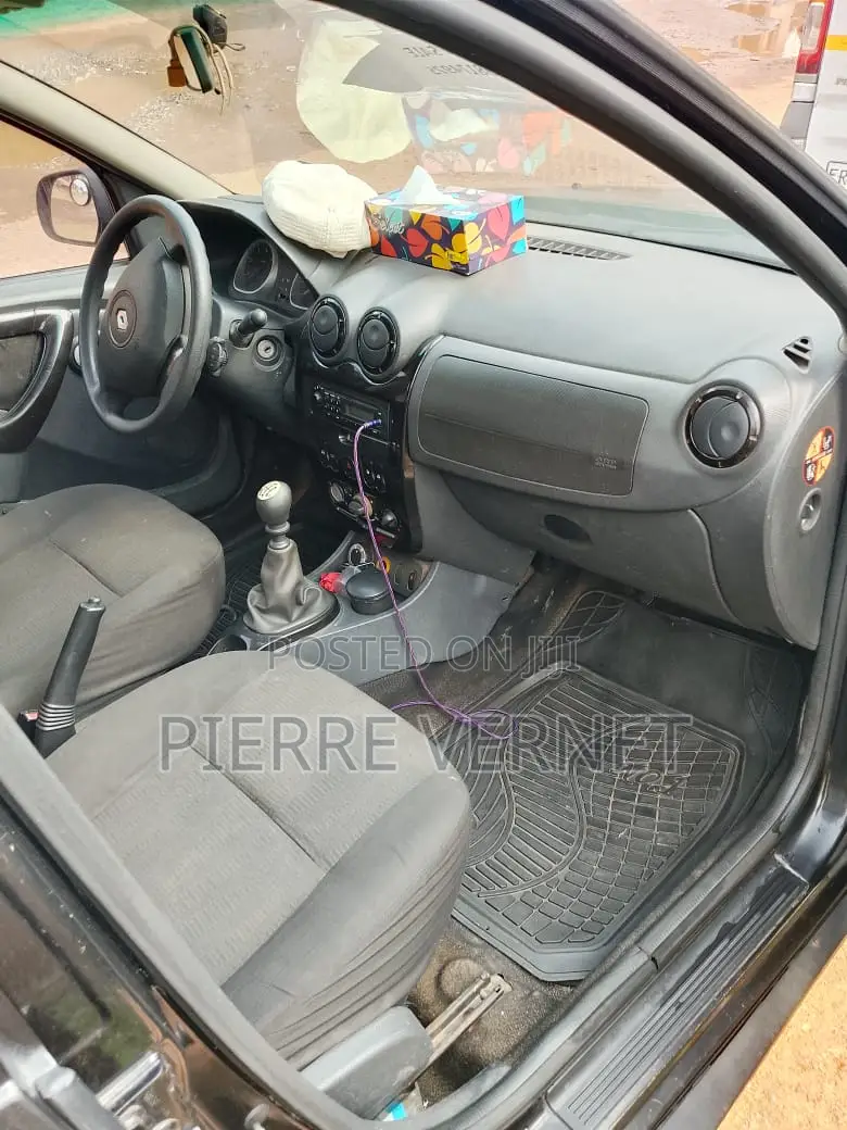 Renault Duster 1.6 AWD 2011 Black