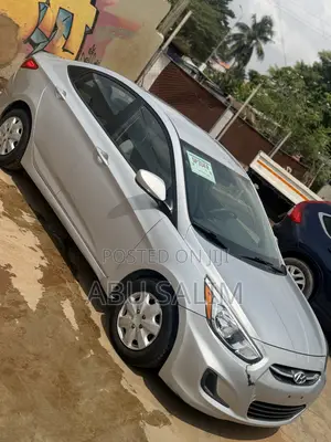 Hyundai Accent GLS 4dr Sedan (1.6L 4cyl 6M) 2015 Silver