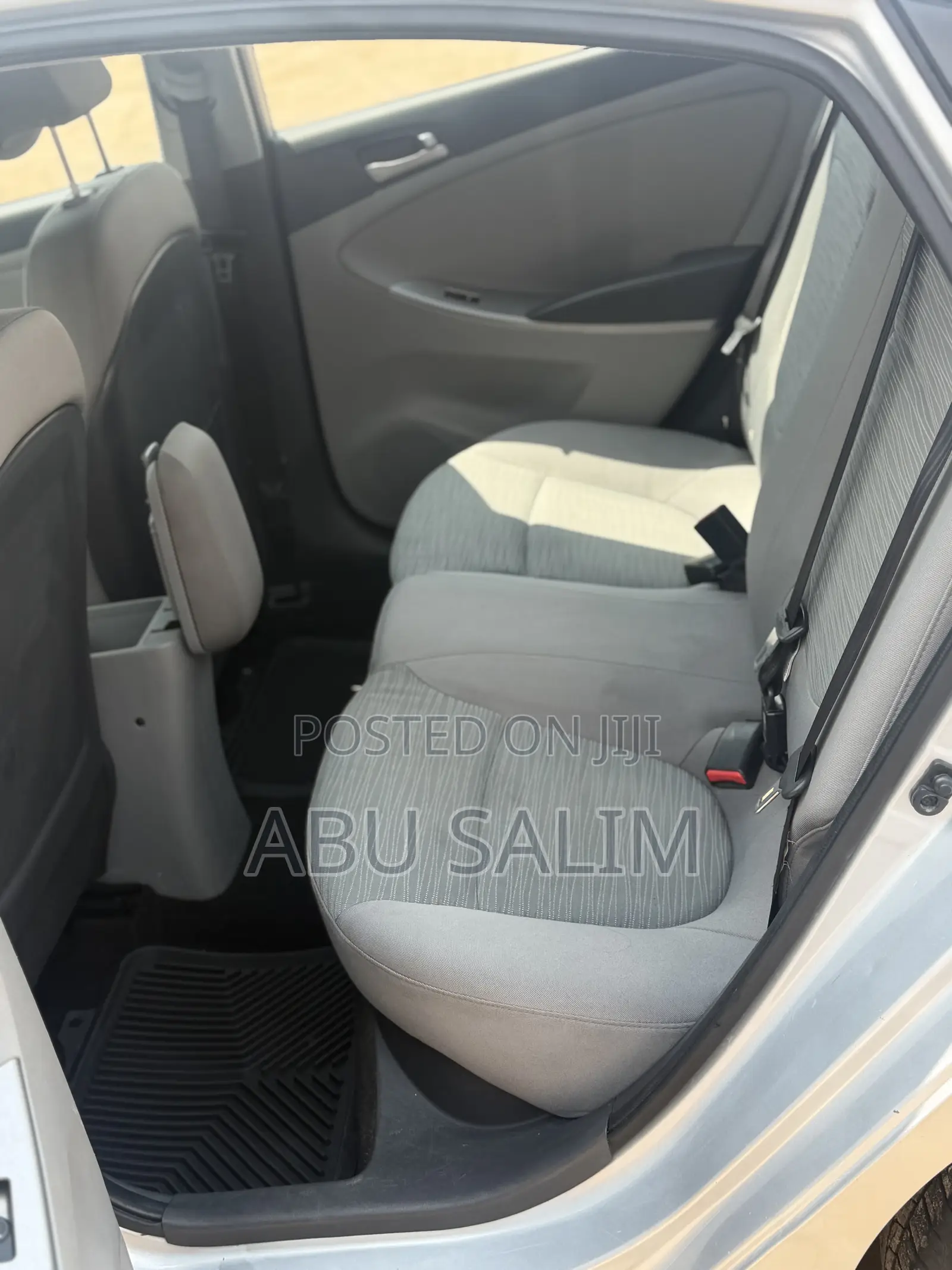 Hyundai Accent GLS 4dr Sedan (1.6L 4cyl 6M) 2015 Silver