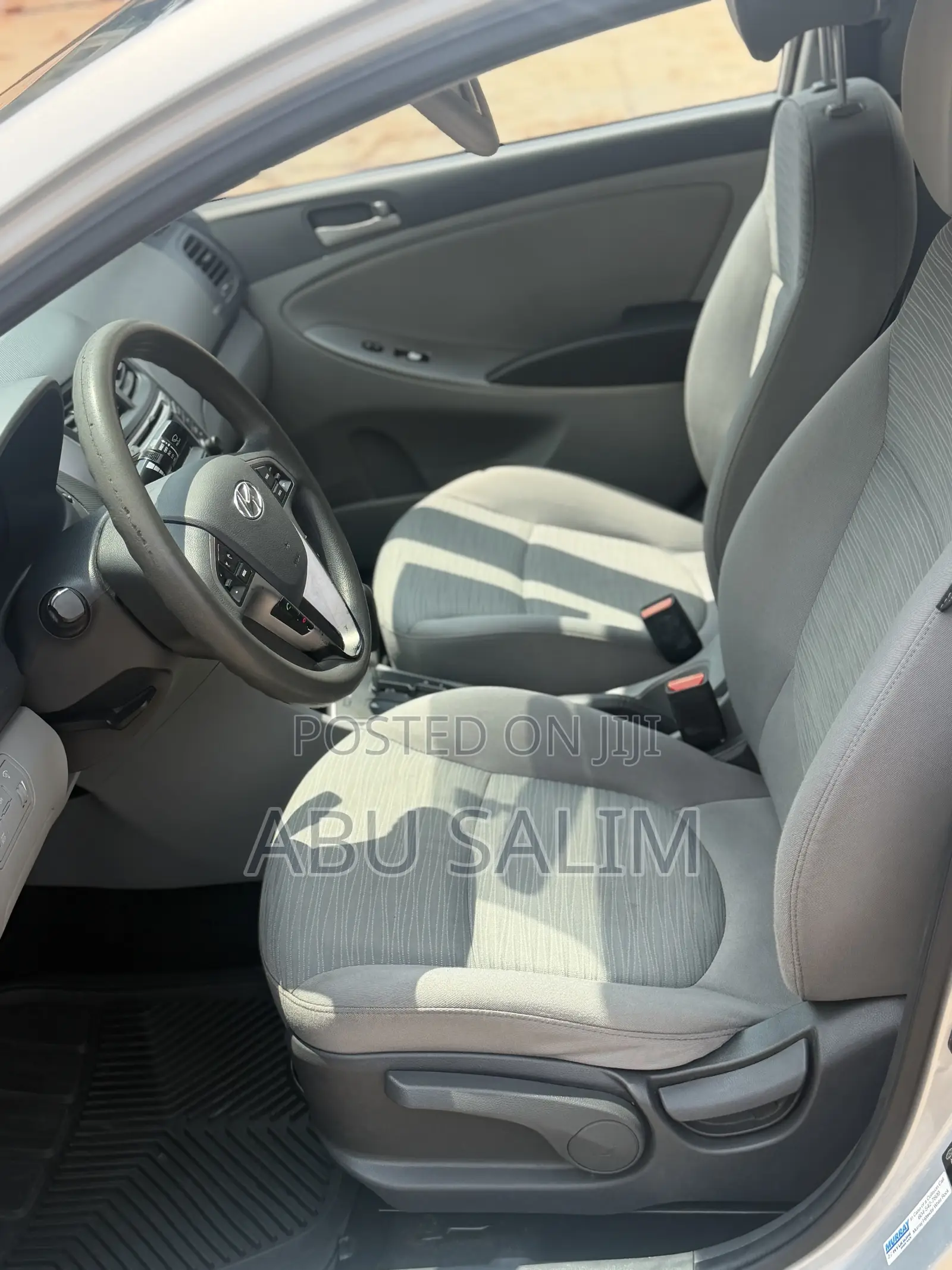 Hyundai Accent GLS 4dr Sedan (1.6L 4cyl 6M) 2015 Silver
