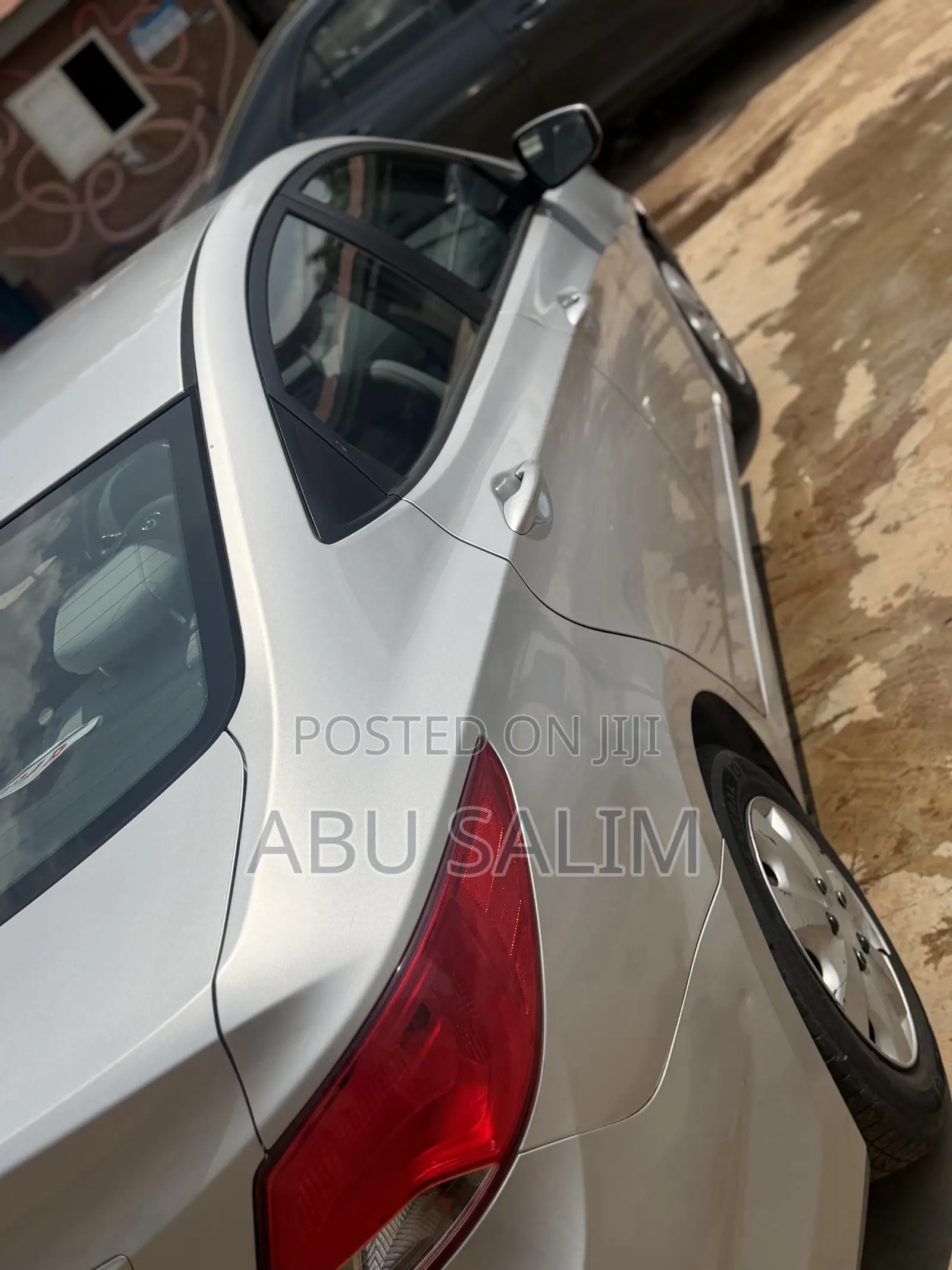 Hyundai Accent GLS 4dr Sedan (1.6L 4cyl 6M) 2015 Silver