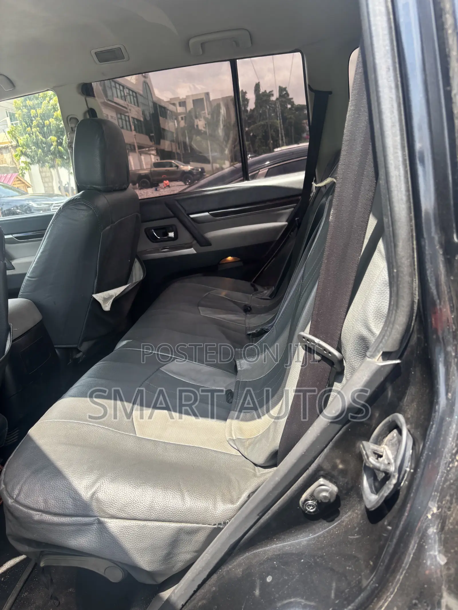 Mitsubishi Pajero V90 3.2 GR Diesel Turbo 2015 Black