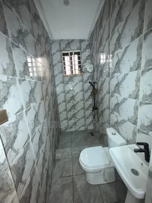 4bdrm Duplex in Amasaman Satellite for rent