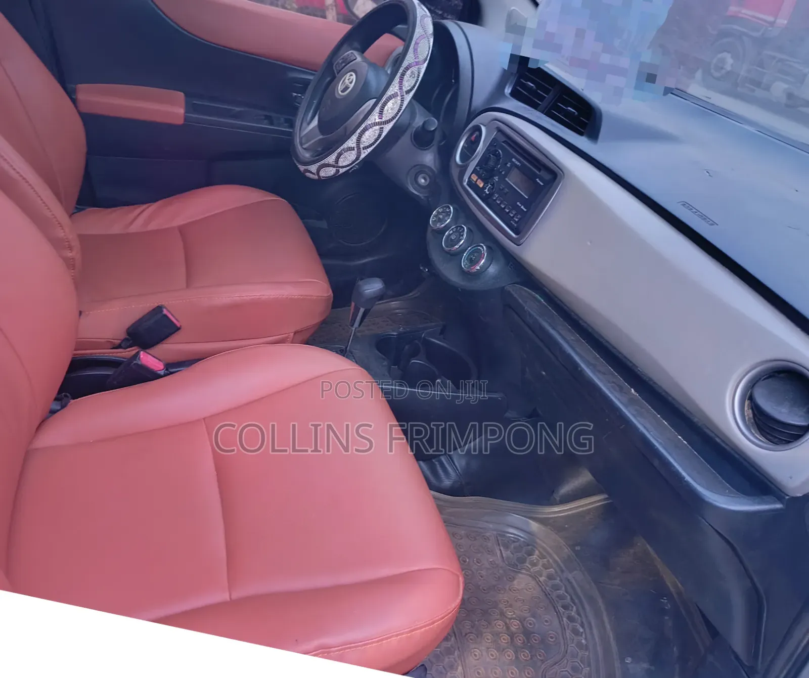 Toyota Yaris L Hatchback 5dr 2012 Gray