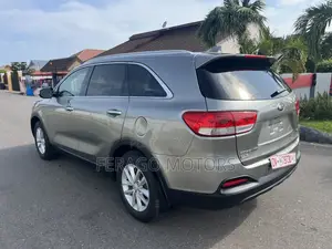 Kia Sorento 4dr SUV 2016 Gray