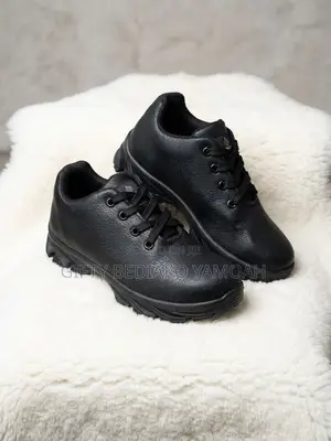 All-Black Unisex Kid Shoes