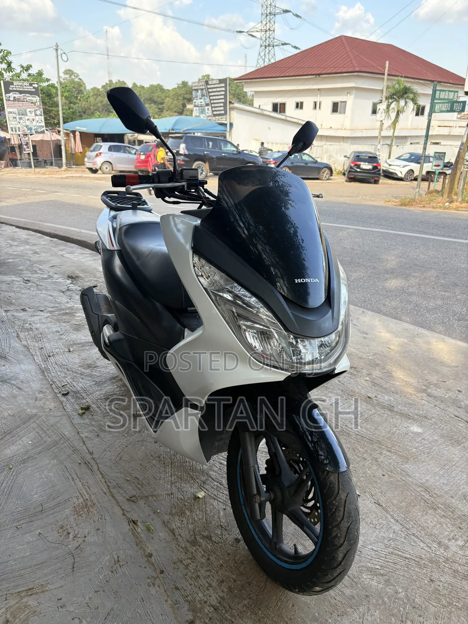 Honda 2023 White