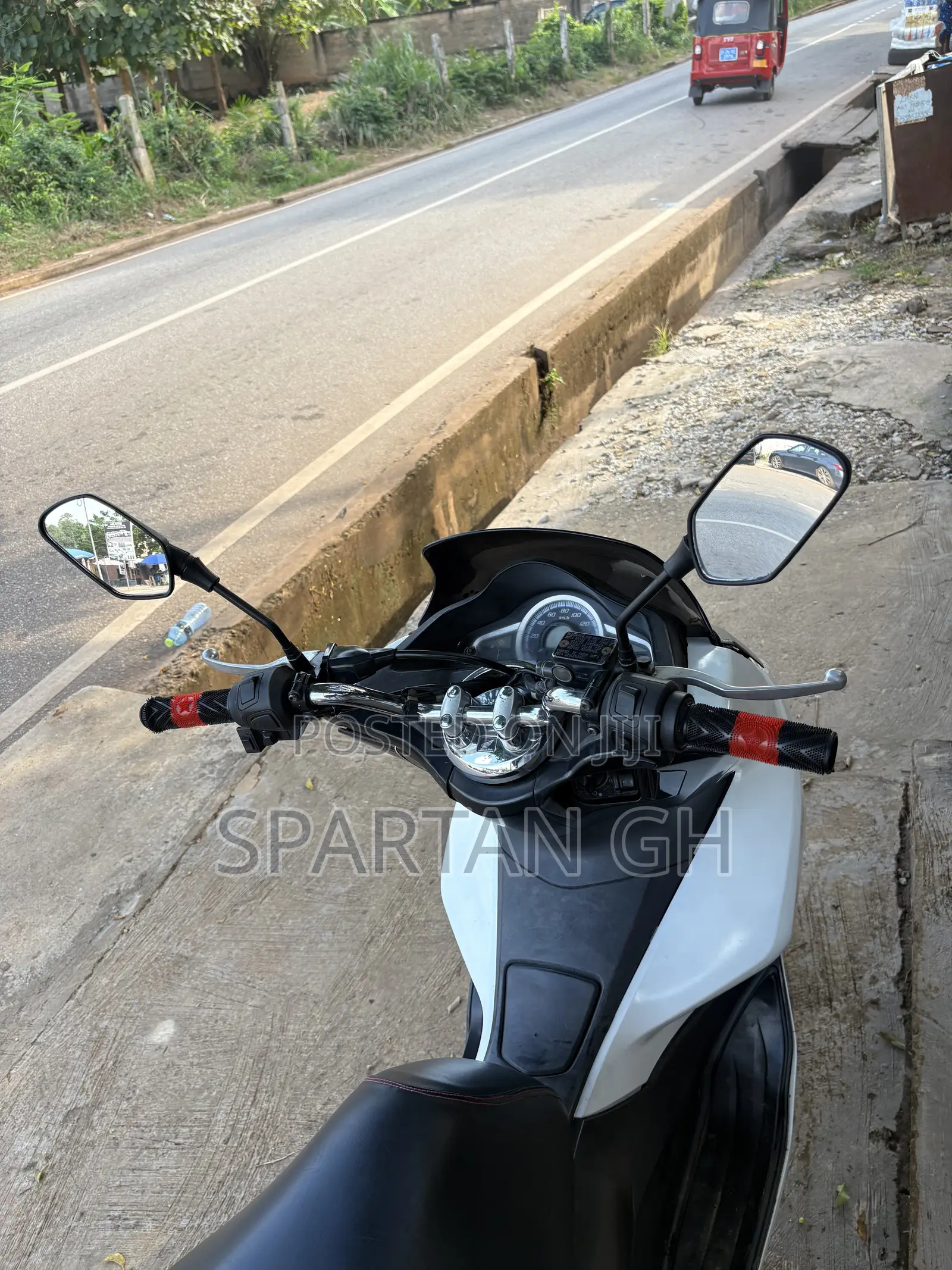 Honda 2023 White