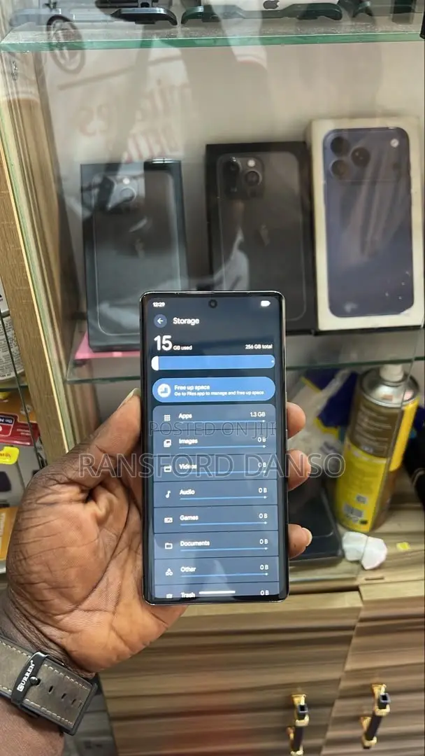 Google Pixel 7 Pro 256 GB Black