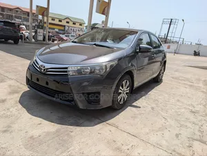 Toyota Corolla LE 4dr Sedan (1.8L 4cyl 4A) 2013 Gray