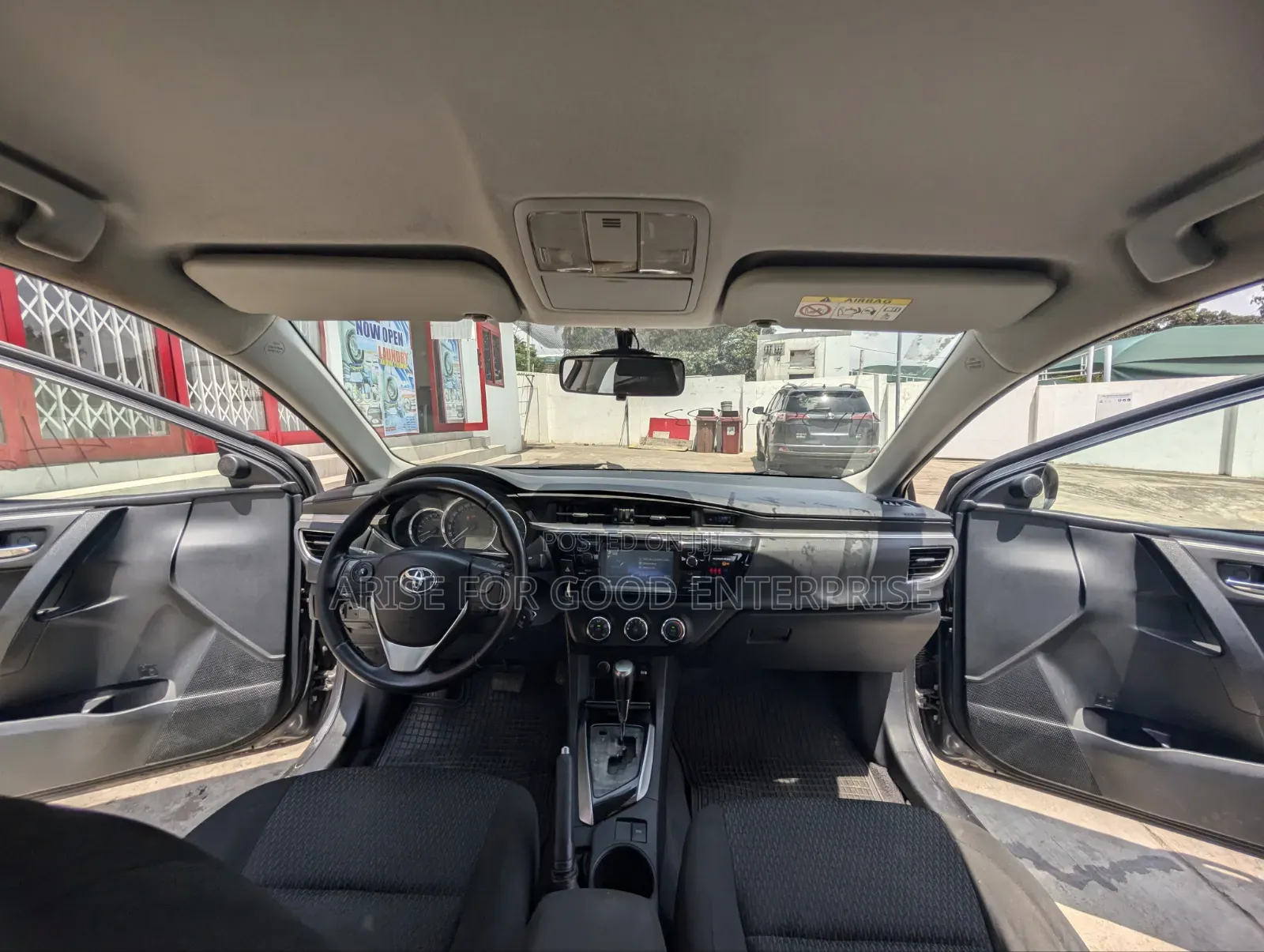 Toyota Corolla LE 4dr Sedan (1.8L 4cyl 4A) 2013 Gray