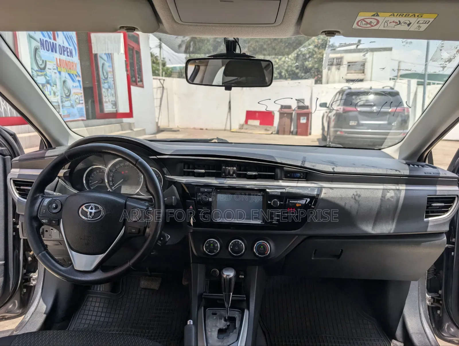 Toyota Corolla LE 4dr Sedan (1.8L 4cyl 4A) 2013 Gray