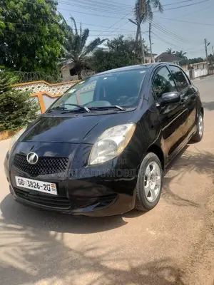 Toyota Vitz 2010 Blue