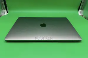 Laptop Apple MacBook Pro 2022 M2 8GB Apple M2 SSD 256GB