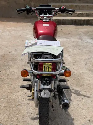 Royal RY125 2025 Red