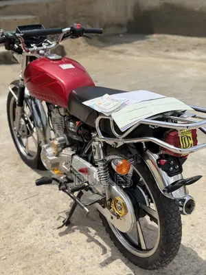 Royal RY125 2025 Red