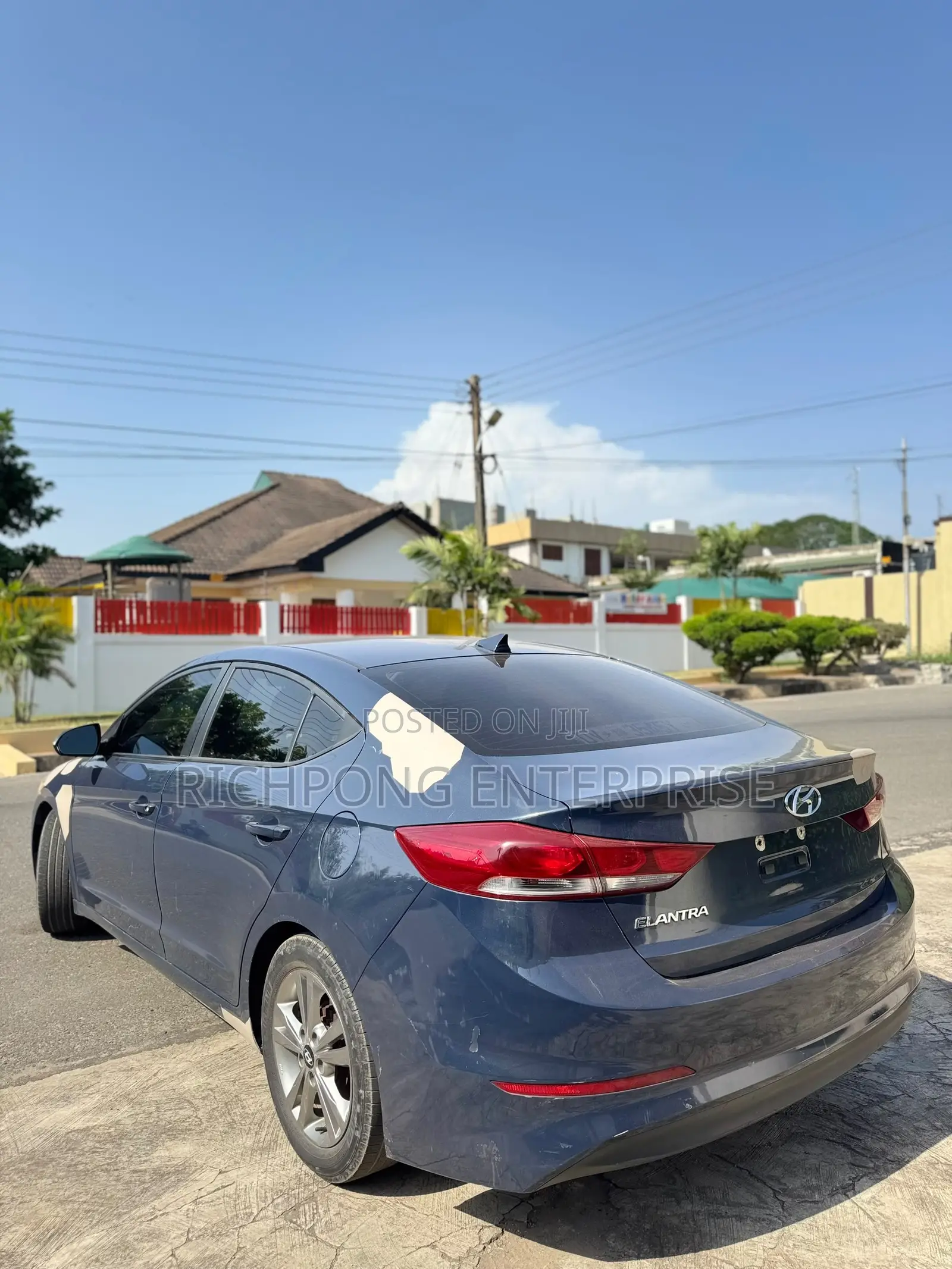 Hyundai Elantra SE Sedan FWD (2.0L 4cyl 6M) 2017 Burgundy
