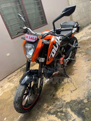 KTM Duke 125 2020 Orange