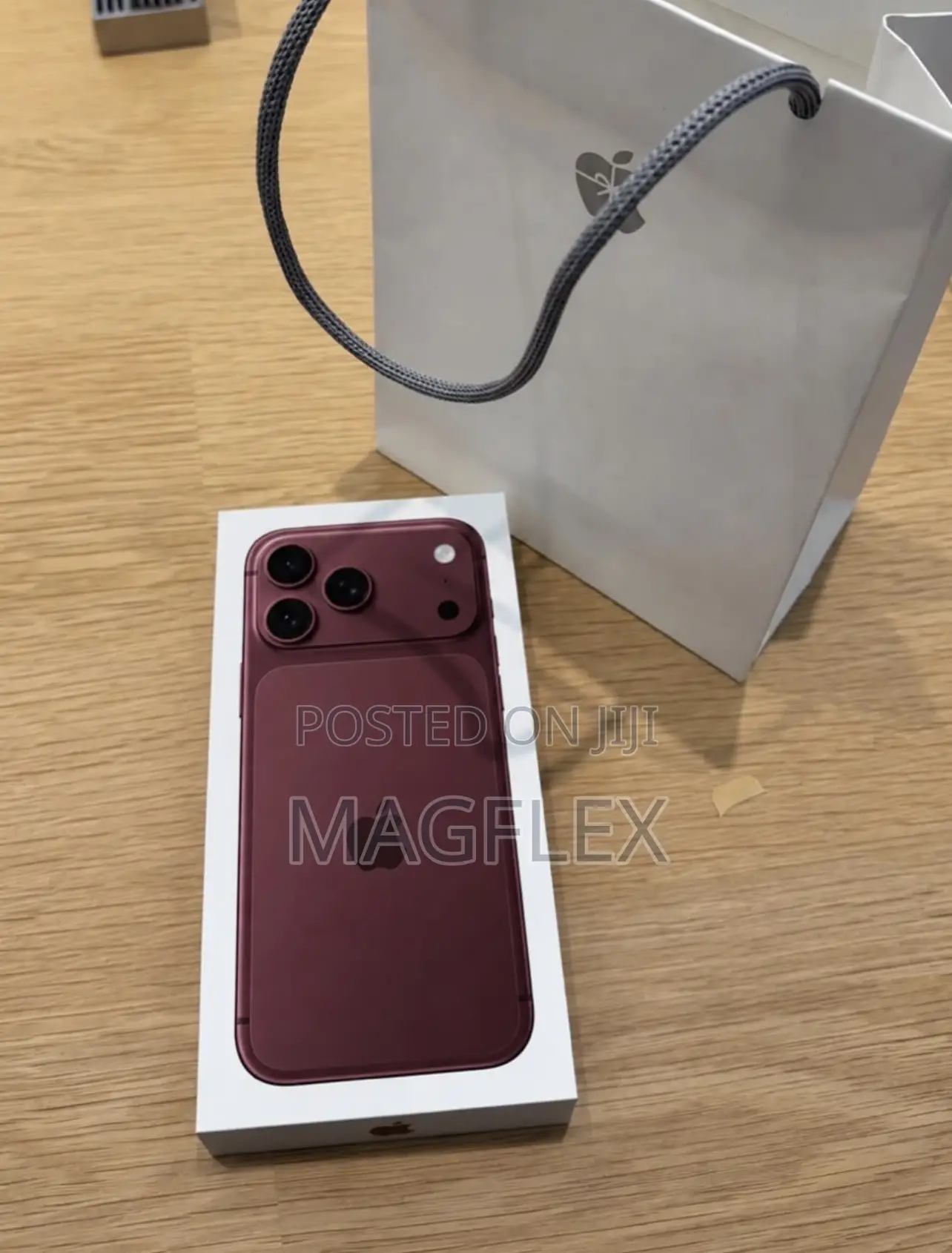 New Apple iPhone 18 Pro Max 1 TB Bronze