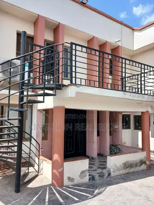 3bdrm Apartment in Awoshie Anyaa, Last Stop for rent