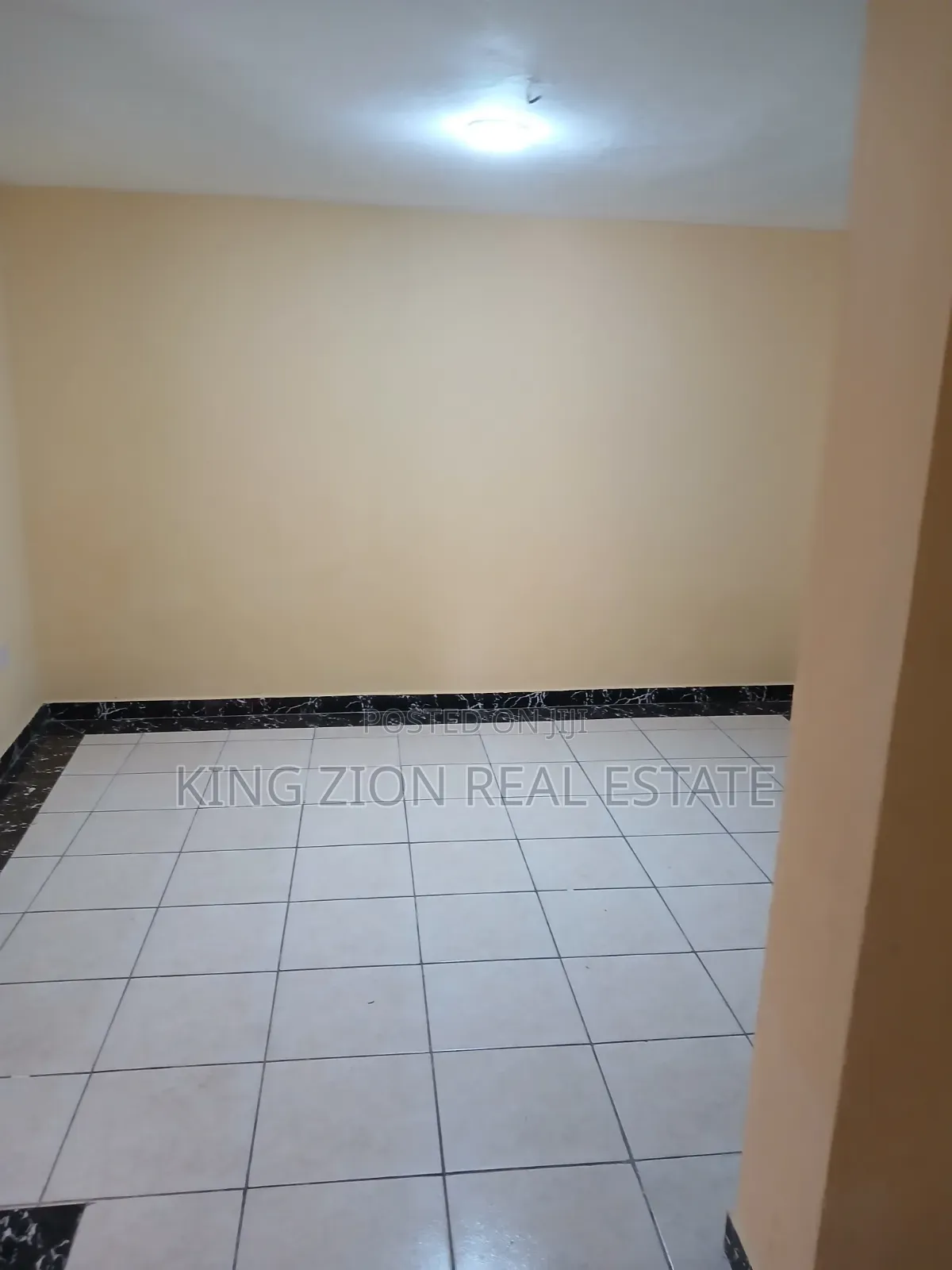 3bdrm Apartment in Awoshie Anyaa, Last Stop for rent