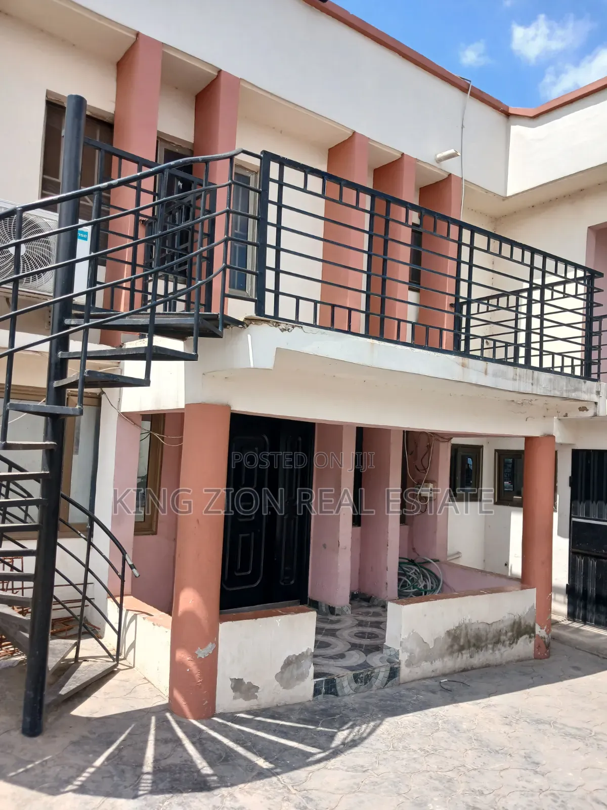 3bdrm Apartment in Awoshie Anyaa, Last Stop for rent