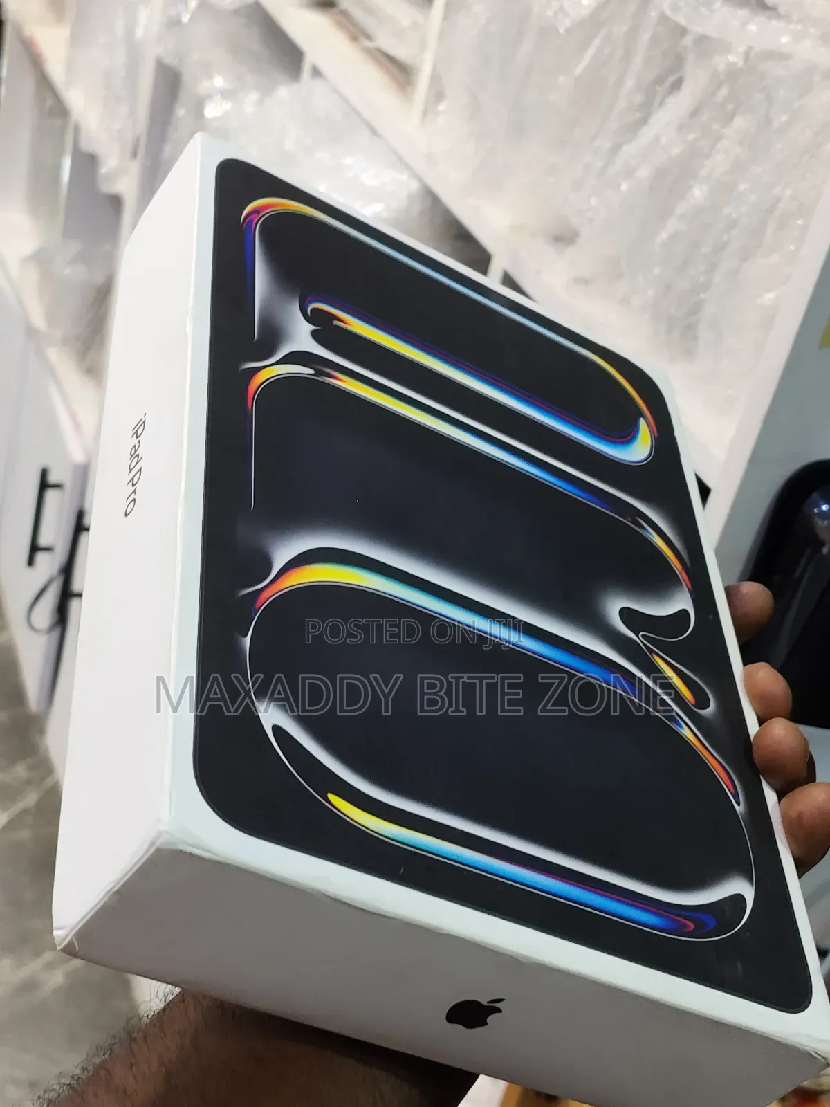 New Apple iPad Pro 11 (2025) 256 GB Black