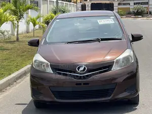 Toyota Vitz 1.5 FWD 5dr 2013 Brown