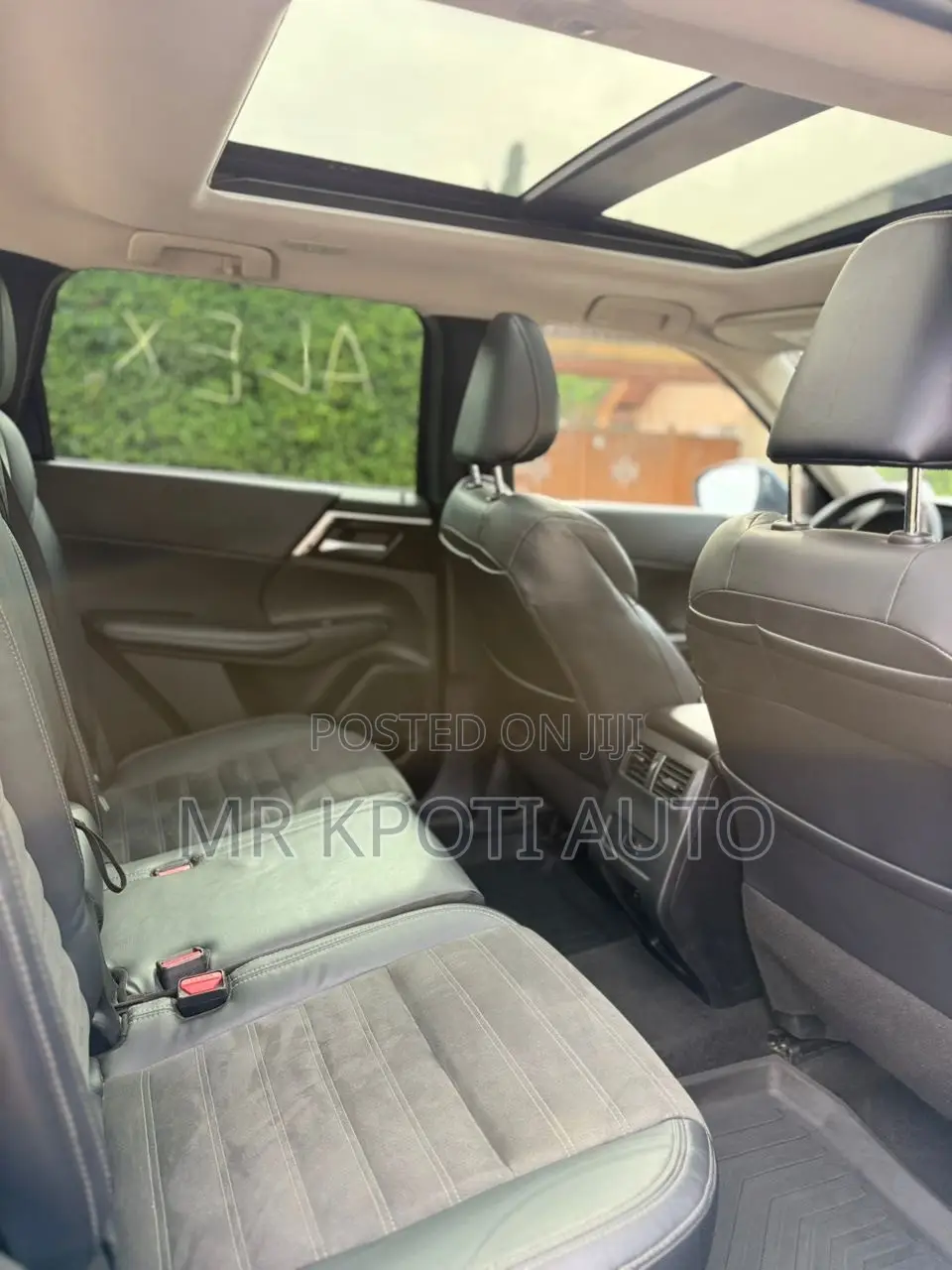 Mitsubishi Outlander 2022 Blue