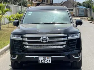 Toyota Land Cruiser 4.6 V8 VX-R 2015 Black