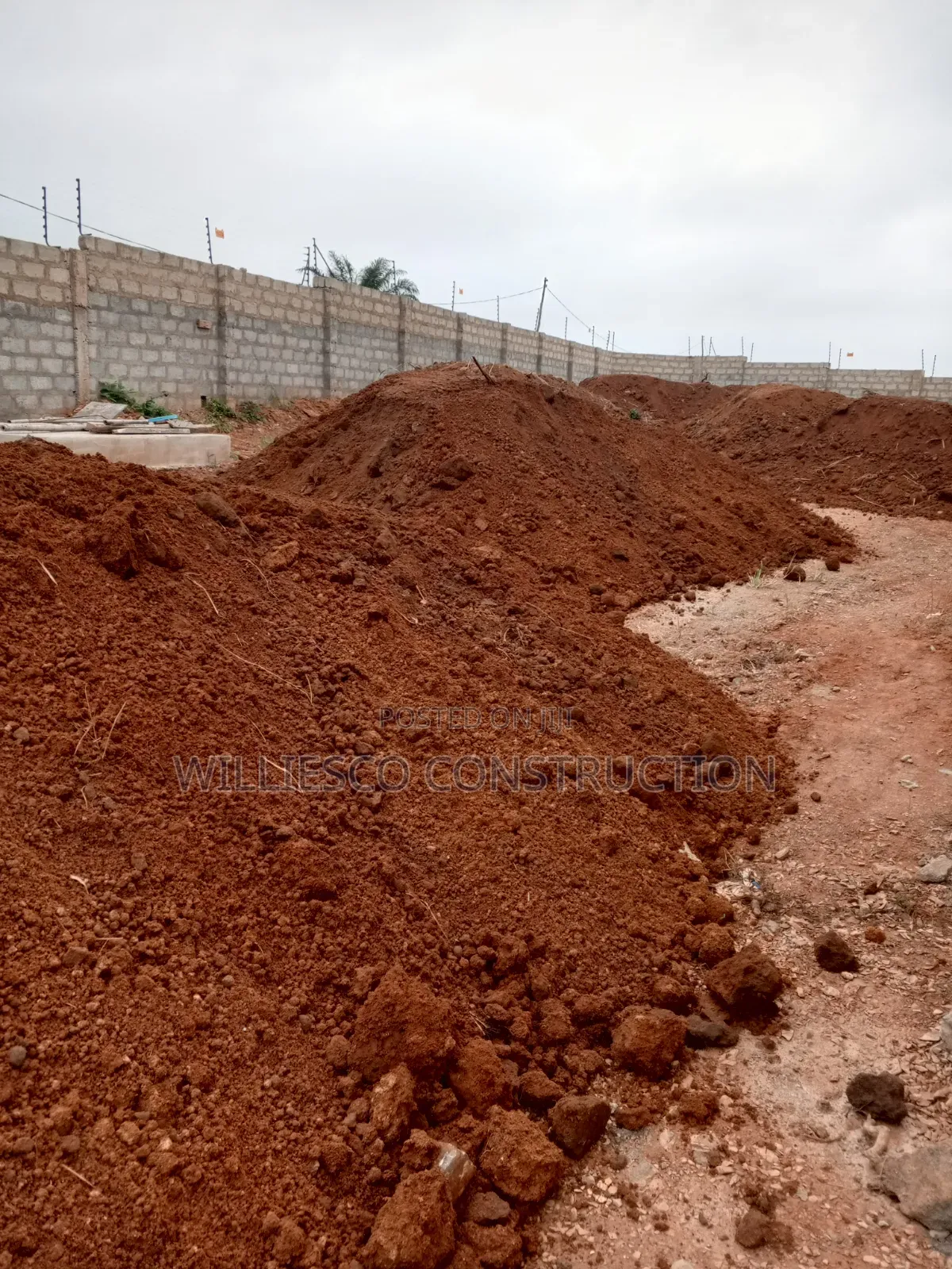 Filling Gravels for Waterlogged Road