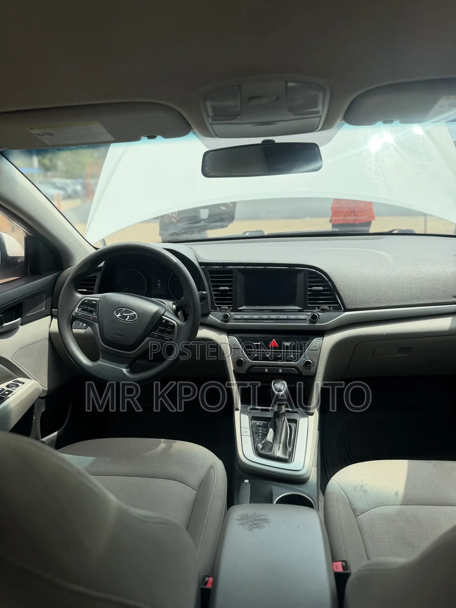 Hyundai Elantra SEL 2018 White