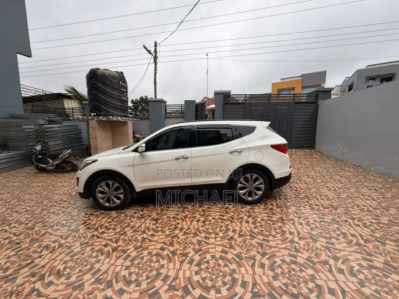 Hyundai Santa Fe 2014 White