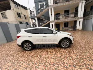 Hyundai Santa Fe 2014 White
