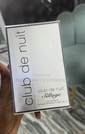Club De Nuit Sillage