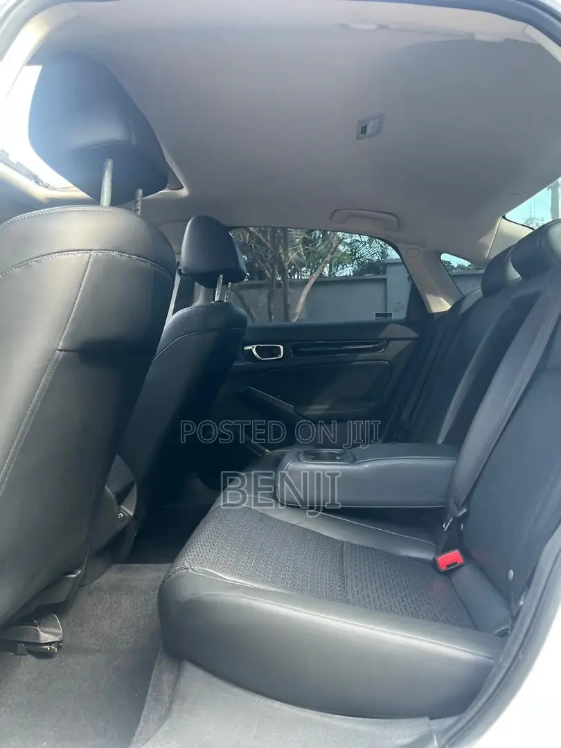 Honda Civic 2022 White