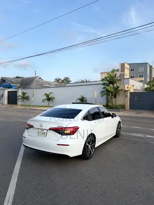 Honda Civic 2022 White