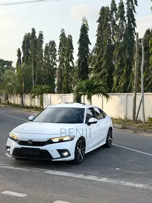 Honda Civic 2022 White