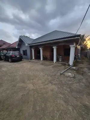 3bdrm House in Sefdard Properties, Amasaman for rent